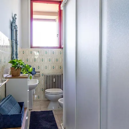 Parking & Terrace - Large 90 Mq - Self Ck-in & Access Apartment *