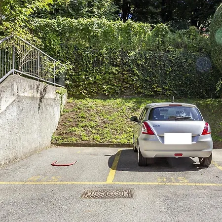 Apartment Parking & Terrace - Large 90 Mq - Self Ck-in & Access Como