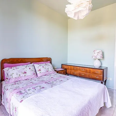 Parking & Terrace - Large 90 Mq - Self Ck-in & Access Apartment