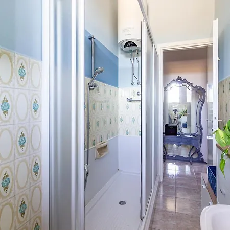 Apartment Parking & Terrace - Large 90 Mq - Self Ck-in & Access